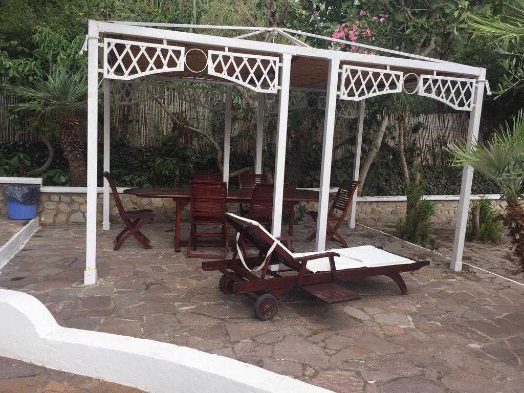 Cala Cavone Guest House Понца Екстер'єр фото