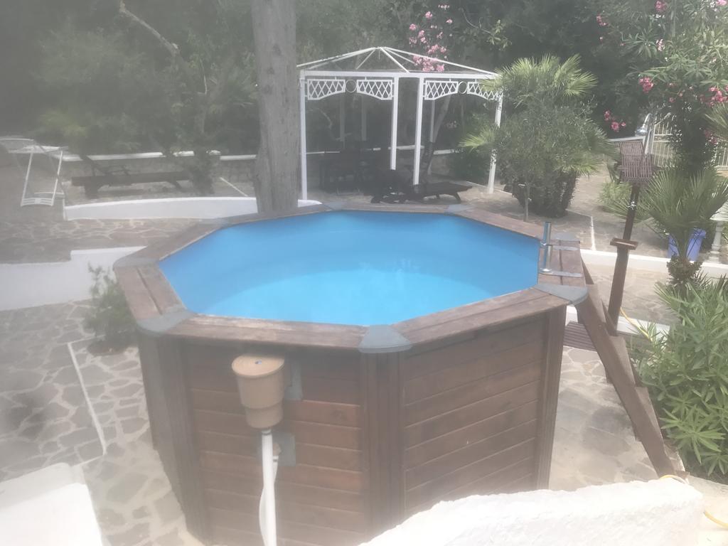 Cala Cavone Guest House Понца Екстер'єр фото